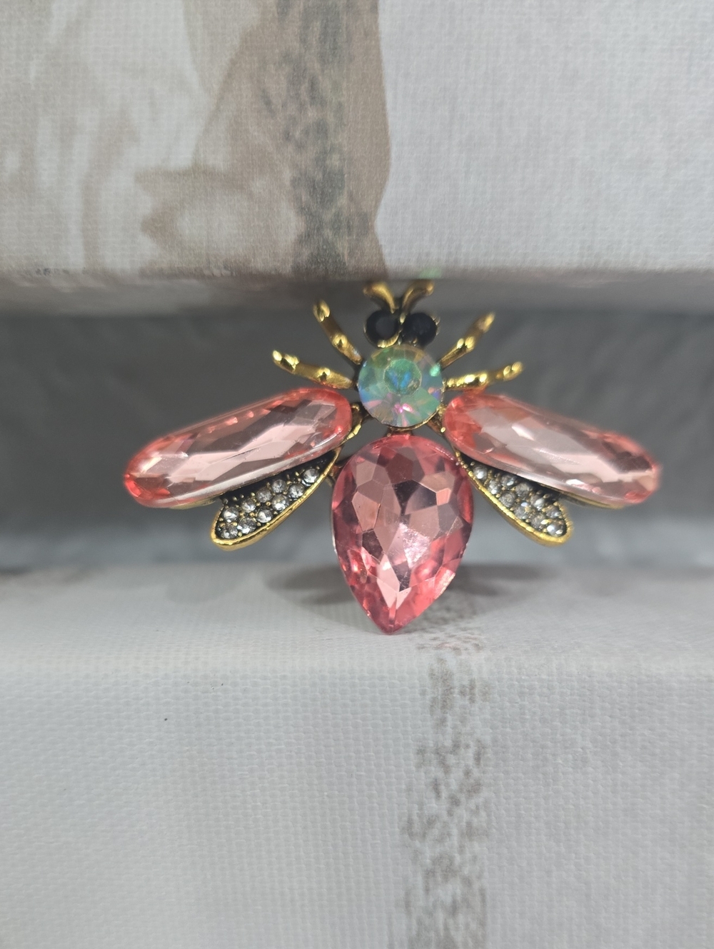 Pink Crystal Bee Brooch - Fashion Jewelry
